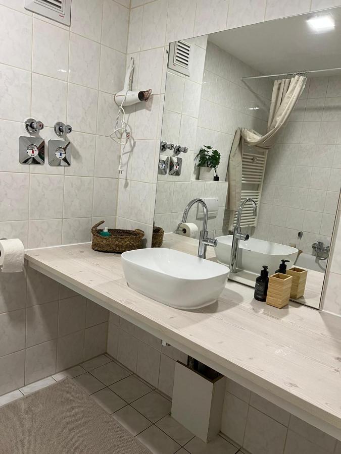 Japandi Fuer 2 I Nahe Mannheim, Schwetzingen Appartement Bruhl  Buitenkant foto